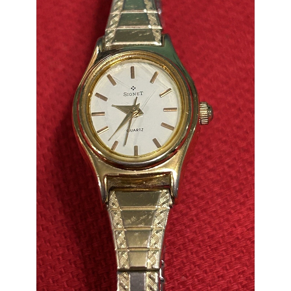 Vintage‎ Signet Womens Watch Gold Tone Works